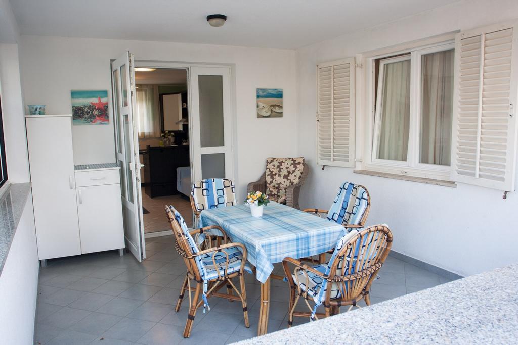 Apartments Silvia Poreč Eksteriør bilde