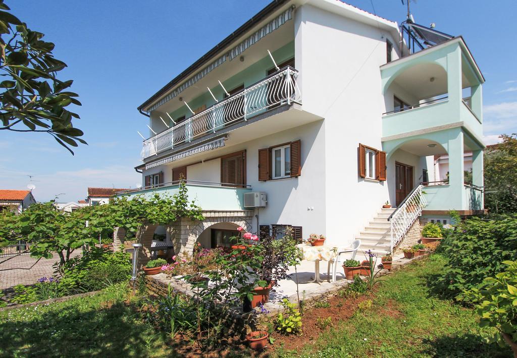 Apartments Silvia Poreč Eksteriør bilde