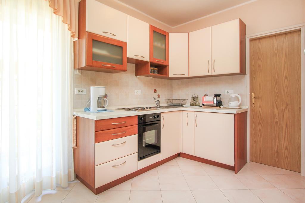 Apartments Silvia Poreč Eksteriør bilde