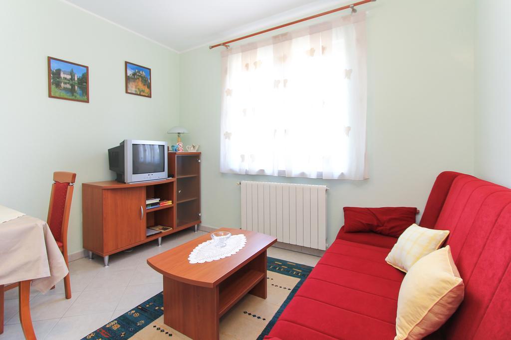 Apartments Silvia Poreč Eksteriør bilde