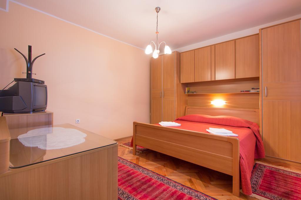 Apartments Silvia Poreč Eksteriør bilde