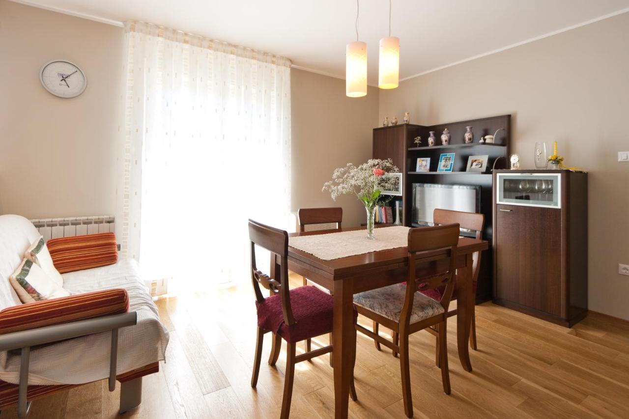 Apartments Silvia Poreč Eksteriør bilde